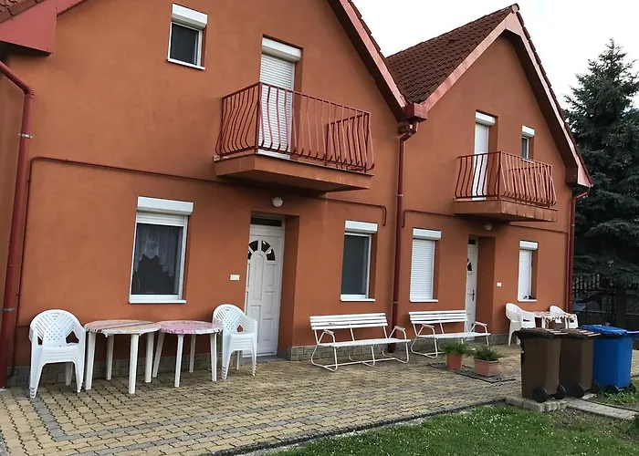 بيت ضيافة Baratsag Haz