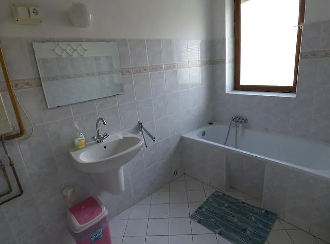 بيت ضيافة Baratsag Haz Alsóörs