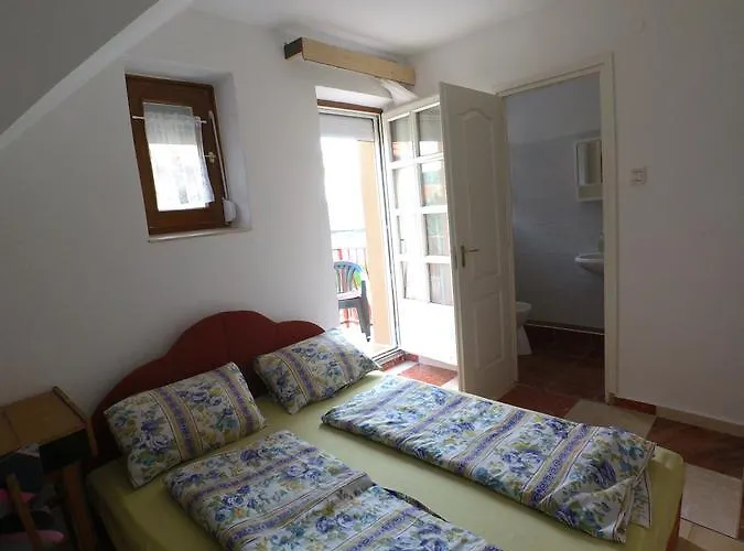 Barátság Ház Vendégház *